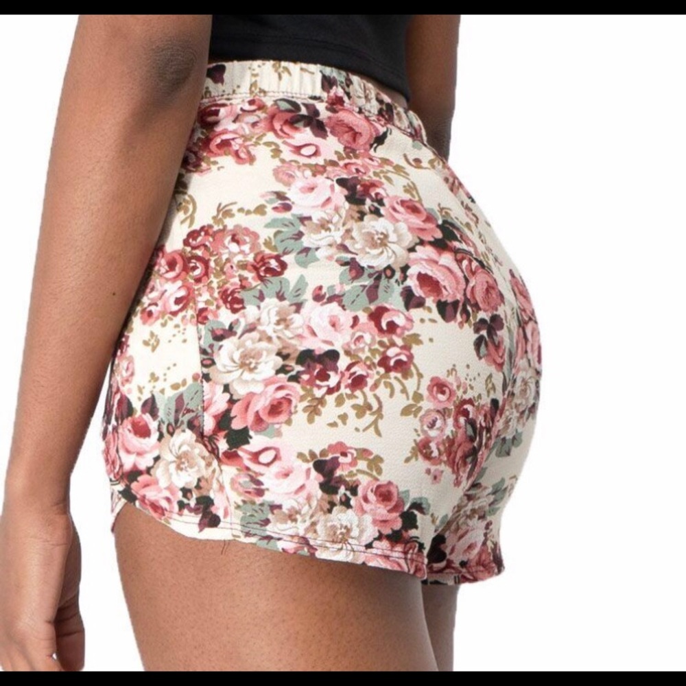 Free people look Boho flowery folding shorts